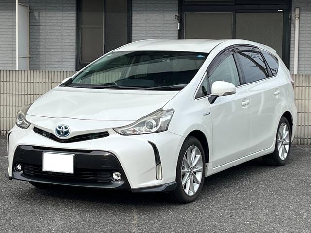 Toyota PRIUS ALPHA 2015 — фото автомобиля