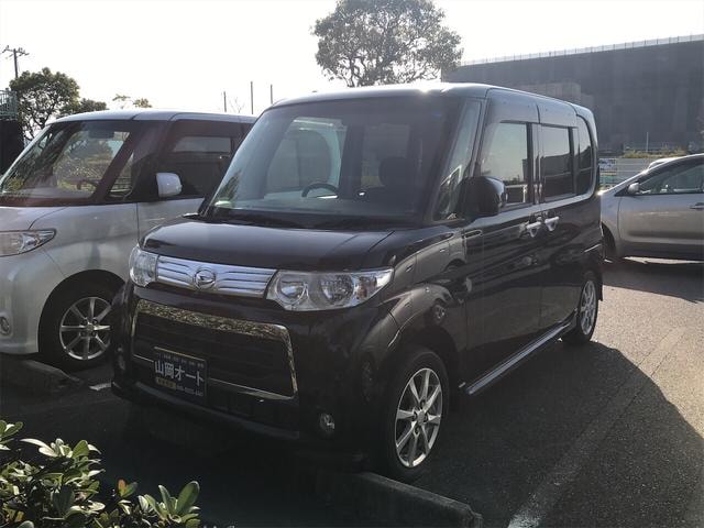 Daihatsu TANTO 2011 — фото автомобиля 1