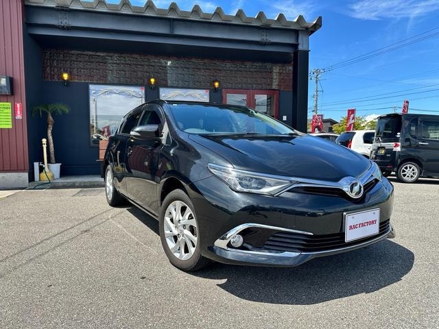Toyota AURIS 2015 — фото автомобиля