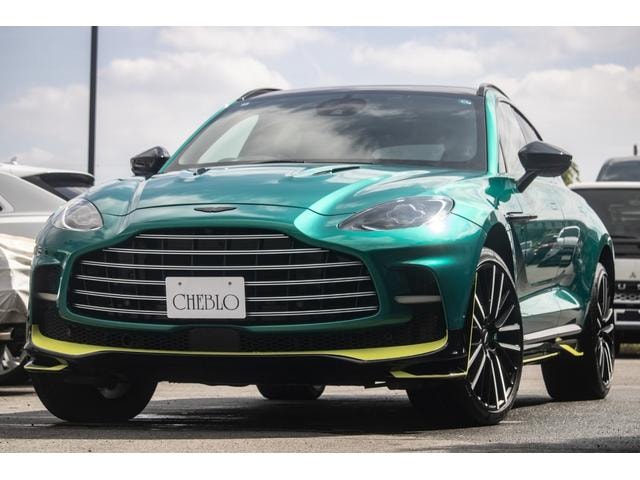Aston Martin DBX 2024 — фото автомобиля