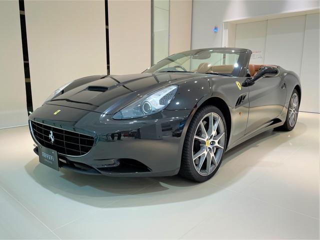 Ferrari CALIFORNIA 30 2013 — фото автомобиля