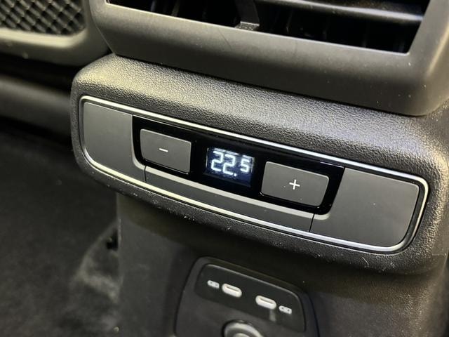 Миниатюра 28